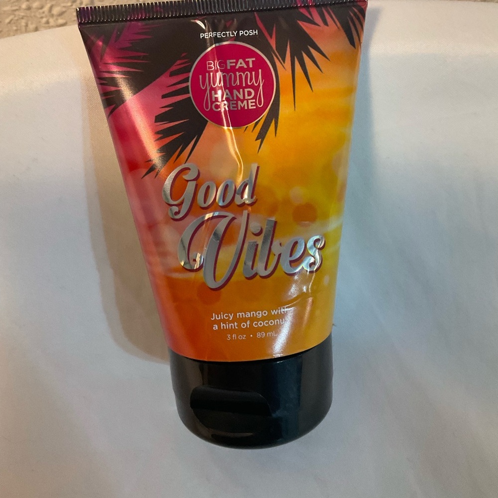 Perfectly Posh GOOD Vibes Big Fat Yummy Hand Creme. Mango/Coconut 3 OZ sealed!
